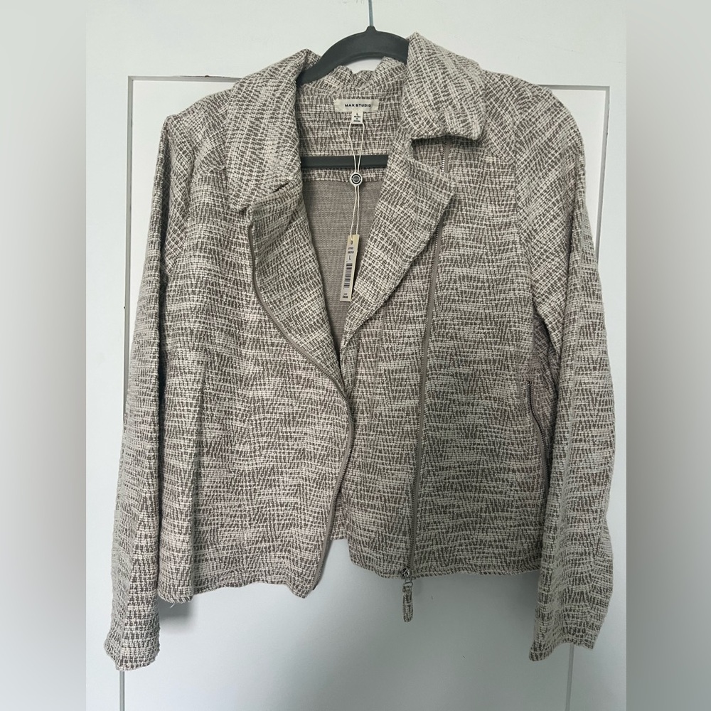 Max Studio Gray Patterned Sweater - Picture 3 of 7